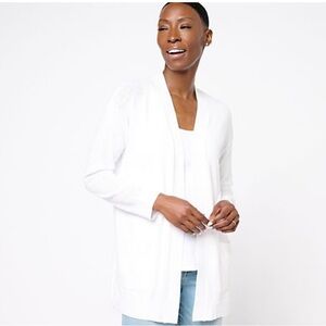 Barefoot Dreams cozychic ultralite cardigan size medium.